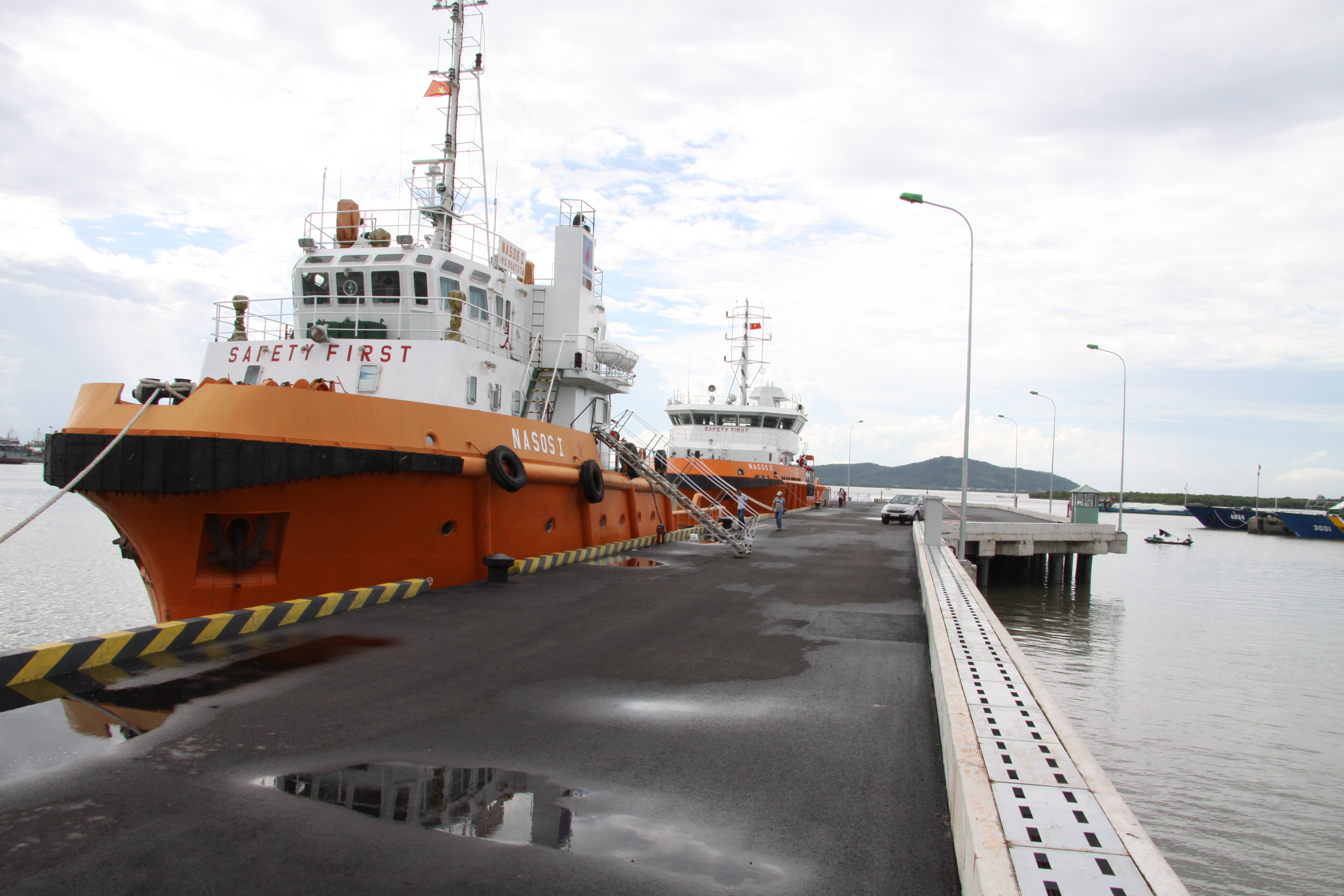 Ứng cứu Sự cố Tràn dầu